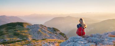 Sabbatical - Frau mit Bergpanorama