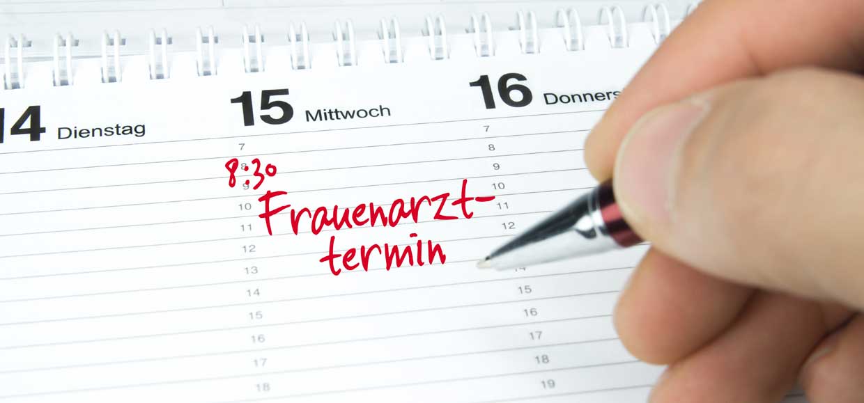 Eintrag eines Frauenarzttermins in einen Kalender
