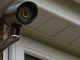 Videokamera am Haus überwacht Ort